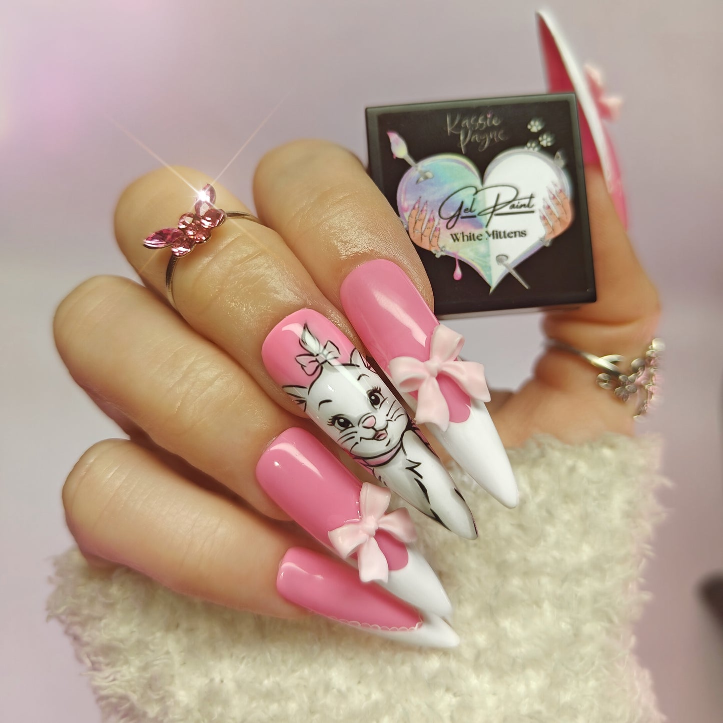 GEL PAINT- WHITE MITTENS
