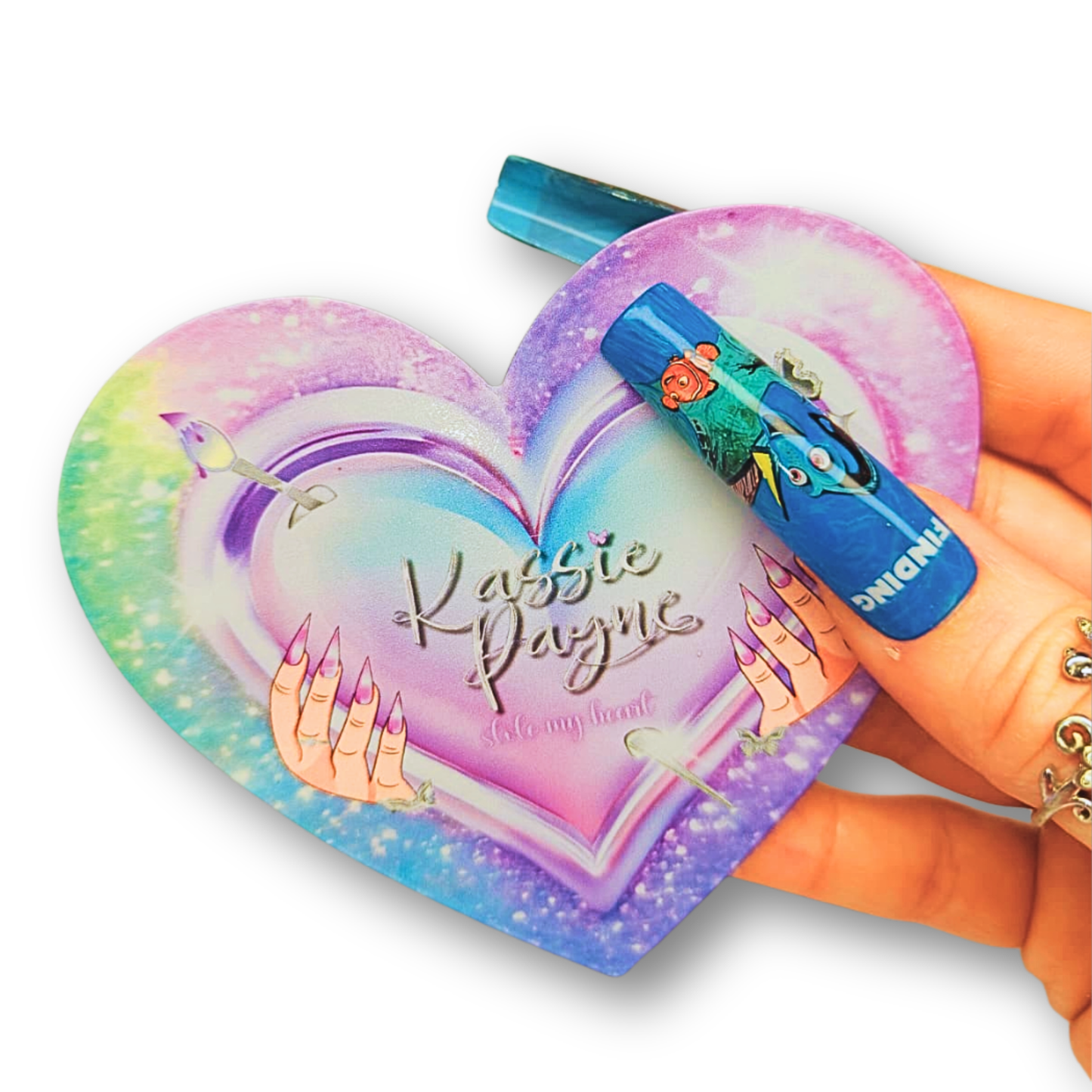 MAGNETIC HEART STAND